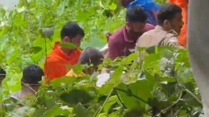മണ്ണാർക്കാട്: മണ്ണാർക്കാട് കുരുത്തിച്ചാലിൽ ഒഴുക്കിൽപ്പെട്ടവേമ്പലത്തുപാടം സ്വദേശിയായ യുവാവിന്റെ മൃതദേഹം പുഴയിൽ നിന്നും കണ്ടെത്തി#