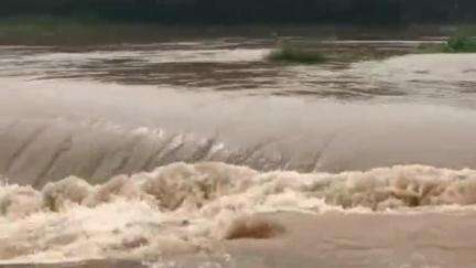 मावळ: पर्यटकांच्या सुरक्षेसाठी कुंडमळा येथे बांधण्यात आले दोरखंड