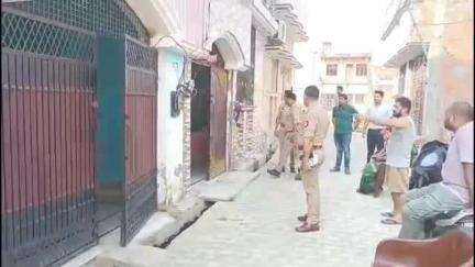 तिलहर: गुरगवा कॉलोनी में अज्ञात चोरों ने तीन घरों में चोरी की, सोने के आभूषण और नकदी लेकर हुए फरार