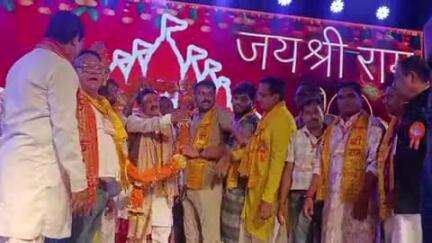 अभनपुर: अभनपुर में रामलीला के समापन समारोह में भाजपा प्रदेश अध्यक्ष किरण सिंह देव और विधायक मोतीलाल साहू हुए शामिल