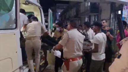 पंडारक: पंडारक प्रखंड: रंजना होटल के पास ट्रक और कार की टक्कर में 6 लोग घायल
