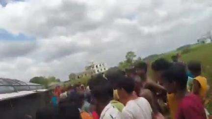 শালবনি: শালবনিড় ভাতমোড়ে উল্টে গেলো যাত্রীবোঝাই বাস, আহত অন্তত ১৫, মেদিনীপুর হাসপাতালে মেদিনীপুরের বিধায়ক