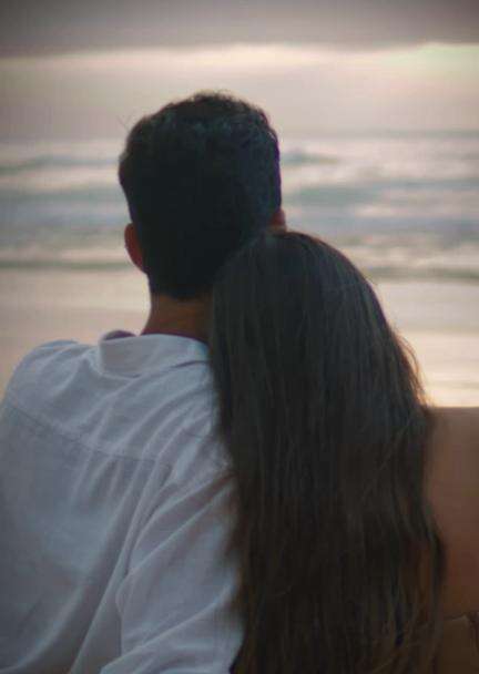 सिर्फ एक ‘Kiss’ बना सकता है आपको ‘दिमागी पेशेंट’! अध्ययन में हुआ चौंकाने वाला खुलासा