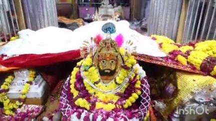 जैसलमेर: धार्मिक नगरी रामदेवरा में ज्येष्ठ मास की शुक्ल पक्ष की दूज पर बाबा रामदेव की समाधि पर पहुंचे हजारों श्रद्धालु