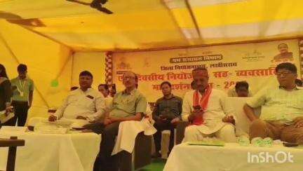 लखीसराय: नया बाजार के आरके हाईस्कूल मैदान में जिला स्तरीय रोजगार मेले का हुआ आयोजन