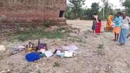 सीतापुर: कमोलिया ग्राम पंचायत में चोरों ने 3 घरों में सेंध लगाकर की चोरी, जांच में जुटी पुलिस