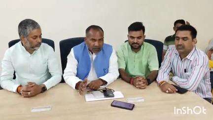 सासाराम: सासाराम के सर्किट हाउस में ललन पासवान ने की प्रेस कॉन्फ्रेंस