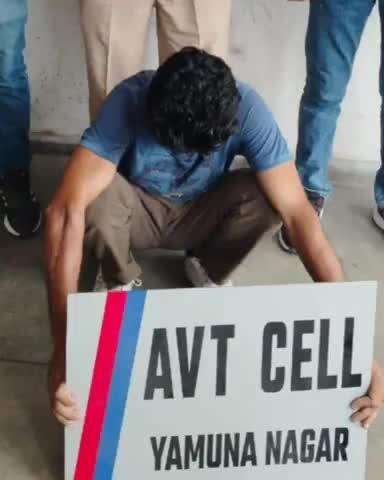 जगाधरी: एंटी व्हीकल थैरप टीम ने गांधीनगर फाटक के पास से एक युवक को देसी कट्टे के साथ किया गिरफ्तार