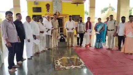 జహీరాబాద్: పట్టణంలోని శ్రీ సిద్దేశ్వర ఆలయ పాలకమండలి ప్రమాణస్వీకారం