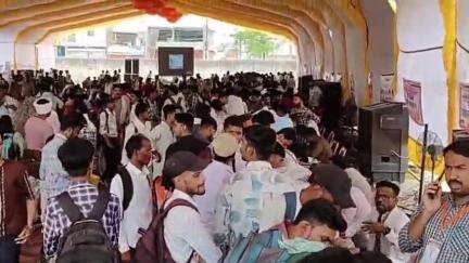 दमोह: पॉलिटेक्निक कॉलेज में युवा संगम रोजगार मेले का आयोजन, चयनित विद्यार्थियों ने कलेक्टर का जताया आभार