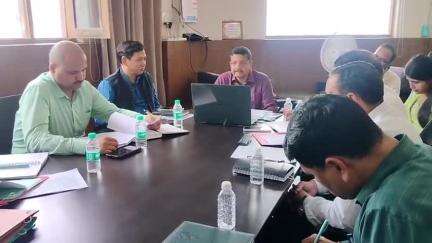 पौड़ी: विश्व पर्यावरण दिवस को मतदाता जागरूकता से जोड़ते हुए जनपद में होगा पौधरोपण: सीडीओ