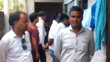 लातेहार: अमवा टीकर के राजा मोहल्ला में युवक ने फांसी लगाकर की आत्महत्या, पुलिस जांच में जुटी