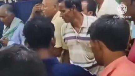 জয়পুর: ইলেকট্রিক শক্ খেয়ে মৃত্যু হলো জয়পুরের হেতিয়া গ্রাম পঞ্চায়েতের সদস্য নদীয়া দের