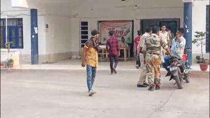 नकटी गांव से दबंगों ने युवक को उठाया, सतना मैरिज पैलेस में की मारपीट; घायल ने कोलगवां थाने में दर्ज करवाई रिपोर्ट