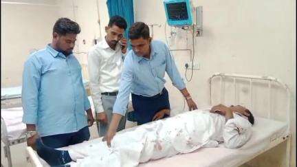 चूरू: पीथीसर से बारात में गए चाचा-भतीजा के साथ युवकों ने की मारपीट, साफे पर टिप्पणी को लेकर शुरू हुआ था विवाद