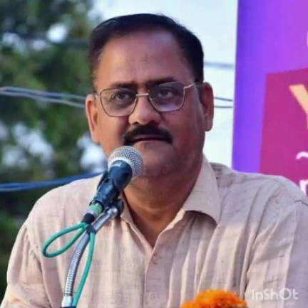 बलरामपुर: मां पाटेश्वरी विश्वविद्यालय का राज्यपाल आनंदीबेन ने समाजसेवी सर्वेश सिंह को नामित किया सदस्य, लोगों में खुशी