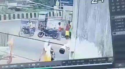 শালবনি: কেরানিচটিতে লটারি বিক্রেতার গায়ে পেট্রল ঢেলে লাগিয়ে দেওয়া হয়েছিল আগুন, মৃত্যু হল যুবকের