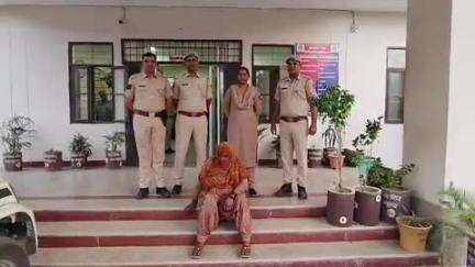 अनूपगढ़: अनूपगढ़ पुलिस ने 27 ए चौक पर एक महिला को 30 ग्राम हेरोइन के साथ किया गिरफ्तार