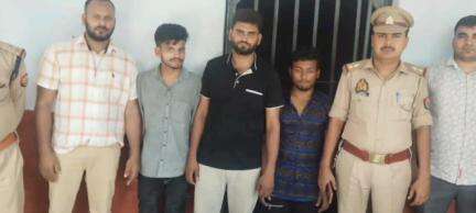 कानपुर: कर्नलगंज थाने की पुलिस और अपराध शाखा की संयुक्त टीम ने 3 शातिर चोरों को किया गिरफ्तार, ₹3 लाख के 15 मोबाइल फोन बरामद