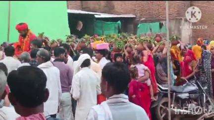 पिछोर: पिछोर तहसील के ग्राम रूपनवारा में श्रीमद् भागवत कथा के आयोजन पर कलश यात्रा संपन्न हुई
