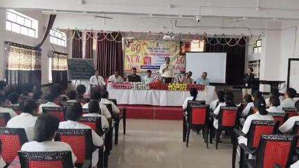 मासिक पाळी व्यवस्थापनाविषयी समाजात जनजागृतीचे आवाहन : जिल्हा आरोग्य अधिकारी डॉ. ठोंबरे