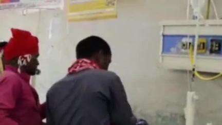 कवर्धा: सरोधा बांध के नीचे बस्ती में 30 वर्षीय महिला ने अपने हाथ की नस काटी, गंभीर हालत में जिला अस्पताल में भर्ती