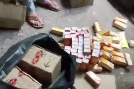 हरिद्वार: हरकीपौड़ी के पास मोती बाजार में स्कूटी छोड़कर शराब तस्कर फरार, स्थानीय लोगों ने पकड़ने की कोशिश की