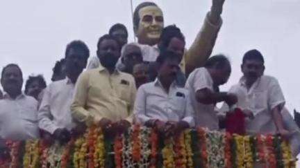కావలి: కావలిలో ఎన్టీఆర్ 102 జయంతి..ఎన్టీఆర్ విగ్రహానికి నివాళులు అర్పించిన టీడీపీ శ్రేణులు