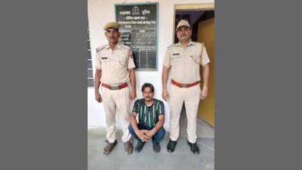 सवाई माधोपुर: सवाई माधोपुर थाना मान टाउन ने धारदार हथियार तलवार के साथ एक व्यक्ति को किया गिरफ्तार