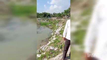 রতুয়া ১: মুলিরামটোলার নদী ভাঙ্গন এলাকা পরিদর্শন করলেন গঙ্গা ভাঙ্গন প্রতিরোধ একশন নাগরিক কমিটির সদস্যরা