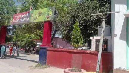 लालगंज: मसीरपुर दीनदयाल नगर में संदिग्ध परिस्थितियों में फांसी के फंदे से लटकता मिला युवक का शव, पुलिस जांच में जुटी
