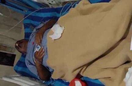 గిద్దలూరు: మార్కాపురం సీఐ తిట్టాడంటూ గిద్దలూరుకు చెందిన సురేందర్ రెడ్డి రాసిన సూసైడ్ నోట్ సోషల్ మీడియాలో వైరల్