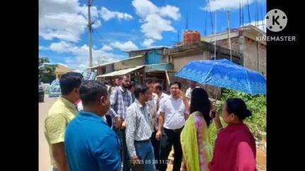 খোয়াই: বাছাইবাড়ি এলাকায় গিয়ে জল নিকাশি ব্যবস্থা সহ বিভিন্ন বিষয় খতিয়ে দেখলেন মহকুমাশাসক সহ অন্যান্যরা