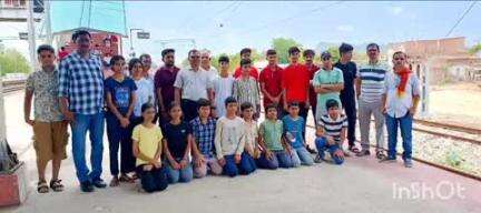 गढ़वा: गोड्डा में आयोजित प्रथम झारखंड स्टेट रैंकिंग टेबल टेनिस प्रतियोगिता में भाग लेने गढ़वा जिले की 24 सदस्यीय टीम हुई रवाना