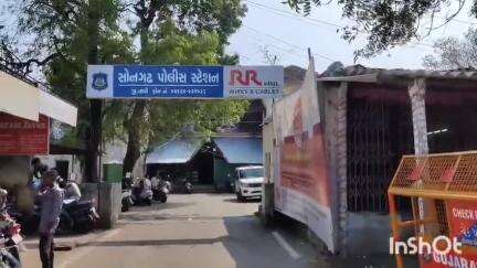 સોનગઢ: સોનગઢ તાલુકાના મોટા તારપાડા ગામે બાઈક ચાલકને અકસ્માત નડતા સારવાર દરમ્યાન મોત નિપજ્યું.