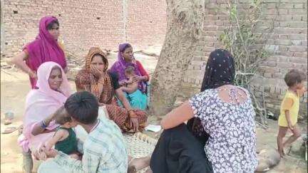कासगंज: फतेहपुर माफी गांव में एक सप्ताह से नहीं आ रही है बिजली, ग्रामीण परेशान #jansamasya