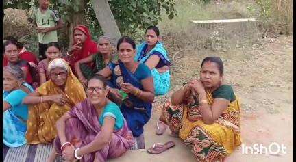 संपतचक: भारतमाला परियोजना से प्रभावित किसानों ने उचित मुआवजा की मांग को लेकर सतौली के पास किया धरना प्रदर्शन#Jansamasya