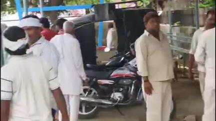बहादुरगढ़: शहर के नाहरा नाहरी रोड पर फ्लाईओवर के पास बाइक की टक्कर से सफाई कर्मी की हुई मौत