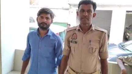 बीबीनगर क्षेत्र के ग्राम हिंगवाड़ा में नाली के पानी को लेकर झगड़ा कर रहे एक युवक को पुलिस ने किया गिरफ्तार