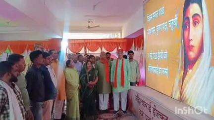 हुज़ूर: भाजपा कार्यालय रीवा में लोक माता देवी अहिल्याबाई होलकर की प्रदर्शनी देखने पहुंचीं जनपद अध्यक्ष संगीता राजेश