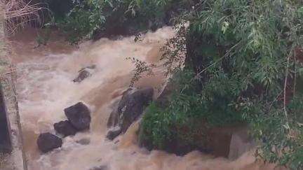 உதகமண்டலம்: மாவட்டத்தில் அதி கனமழை தொடரும் - மேலும் 2 நாள் 'ரெட் அலர்ட்' விடுத்தது சென்னை வானிலை ஆய்வு மையம்