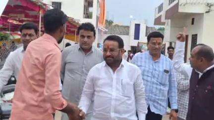 लोणार: शहरातील पटेल नगर येथे माजी आमदार डॉ. संजय रायमुलकर यांनी दिली भेट