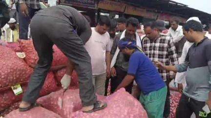 शाजापुर: शाजापुर मंडी में 11008 क्विंटल प्याज की आवक, ₹100 से ₹1150 प्रति क्विंटल बिकी