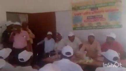 छौड़ाही: प्रखंड कृषि कार्यालय के ई-किसान भवन में खरीफ शारदीय महा अभियान की हुई शुरुआत