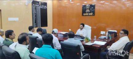 मधुबनी: सौराठ महोत्सव के सफल आयोजन को लेकर जिलाधिकारी की अध्यक्षता में समाहरणालय कक्ष में हुई बैठक