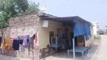 बाजपुर: बाजपुर में रास्ते में जबरन अतिक्रमण कर गेट लगाने की कोशिश का आरोप, पीड़ित व्यक्ति ने SDM कार्यालय में दिया शिकायती पत्र
