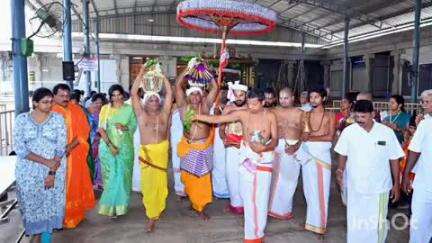 పూతలపట్టు: కాణిపాకం ప్రధాన ఆలయలో గల వీరాంజనేయ స్వామి ఆలయ పునర్నిర్మాణం పూర్తయిన సందర్భంగా జీర్ణోధ్ధారణ ప్రత్యేక పూజలు