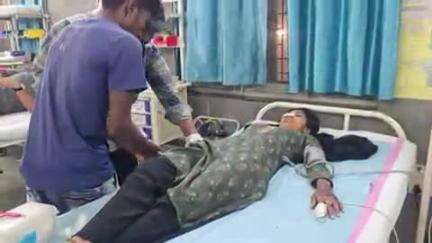 बैतूल: सिल्लोट गांव: बिल्ली ने कीटनाशक गिराया, बर्तन में जाने से युवती ने खाया खाना