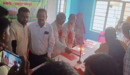 शाहपुर: शाहपुर में खरीफ महोत्सव कार्यशाला कार्यक्रम आयोजित, किसानों को सिखाए गए गुरू