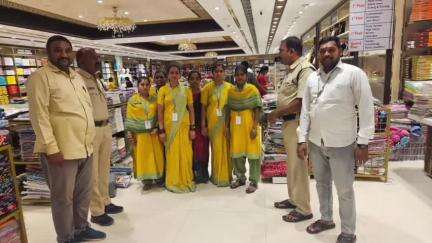 నంద్యాలలో శక్తి యాప్ రిజిస్ట్రేషన్ పై అవగాహన కార్యక్రమాలు నిర్వహించిన శక్తి టీం బృందాలు